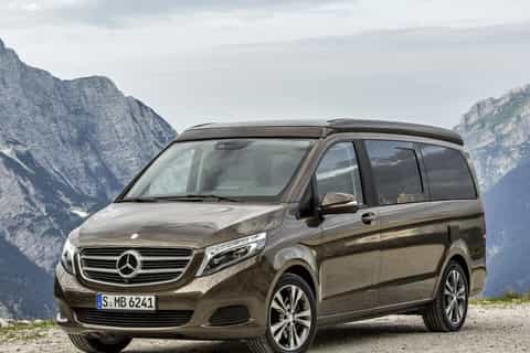 Catania Airport to Taormina Area Hotels in Shared Minivan