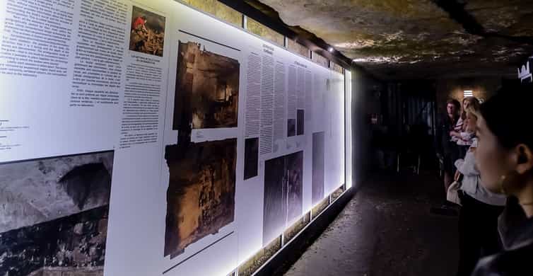 Paris: Catacombs Ticket and Audio Guide