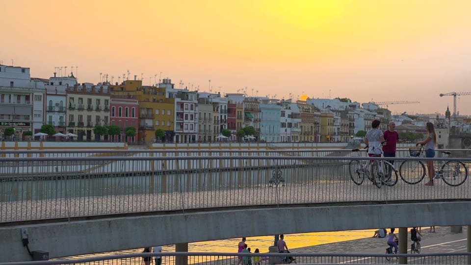 Sevilla, 3-stündige Sunset Bike Tour - Hizvo