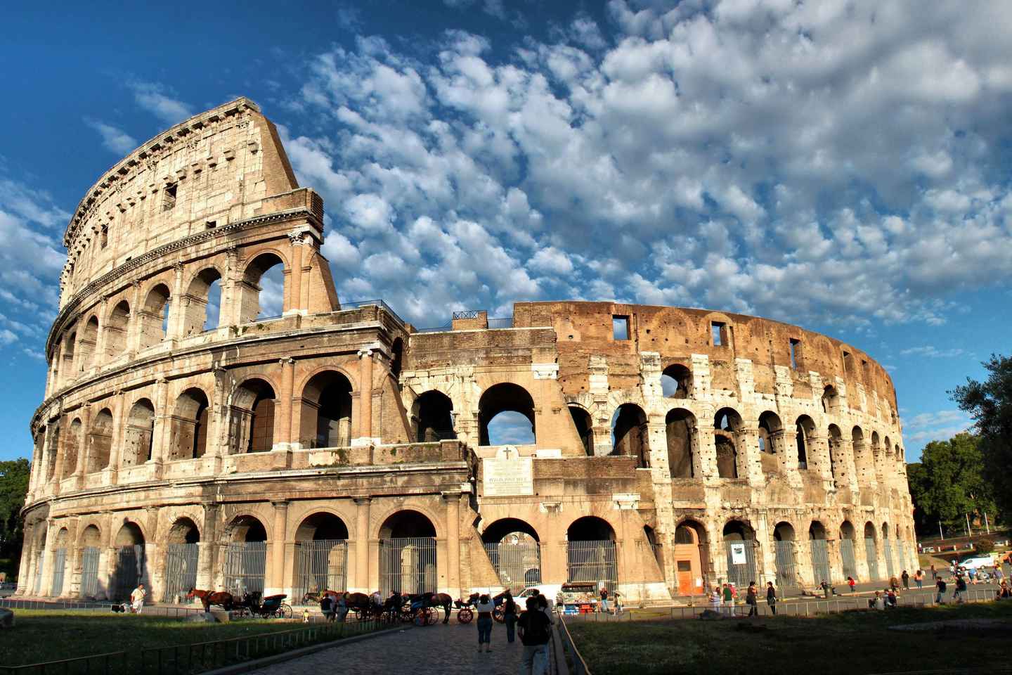 Rome: Ancient History and Colosseum Underground Tour