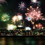 Reykjavik: Crociera di mezzanotte con fuochi d'artificio di Capodanno