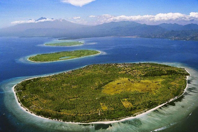 Lombok: 3 Gili Snorkeling Trip with Turtles, Statues & GoPro Starting from Lombok (Round trip Hotel transfer)