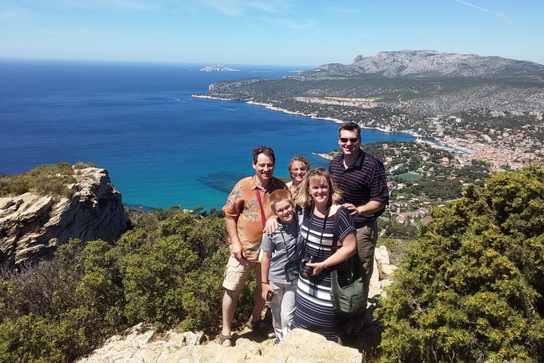 Da Marsiglia: Tour del vino di Bandol/Cassis con punto di vistaMarsiglia: Tour privato guidato del vino