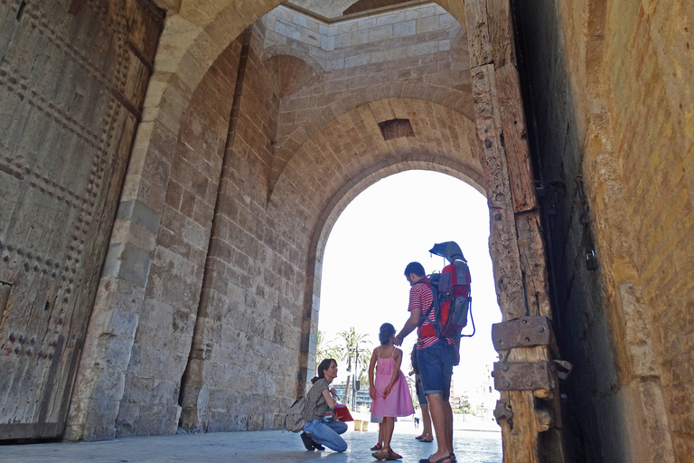 Valencia: Guided Family Walking Tour (Italian Tour) Valencia: Guided Family Walking Tour