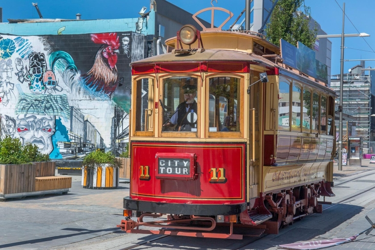 Christchurch : visite à arrêts multiples en tramway d'époqueChristchurch Hop-On Hop-Off Tour by Tram Vintage