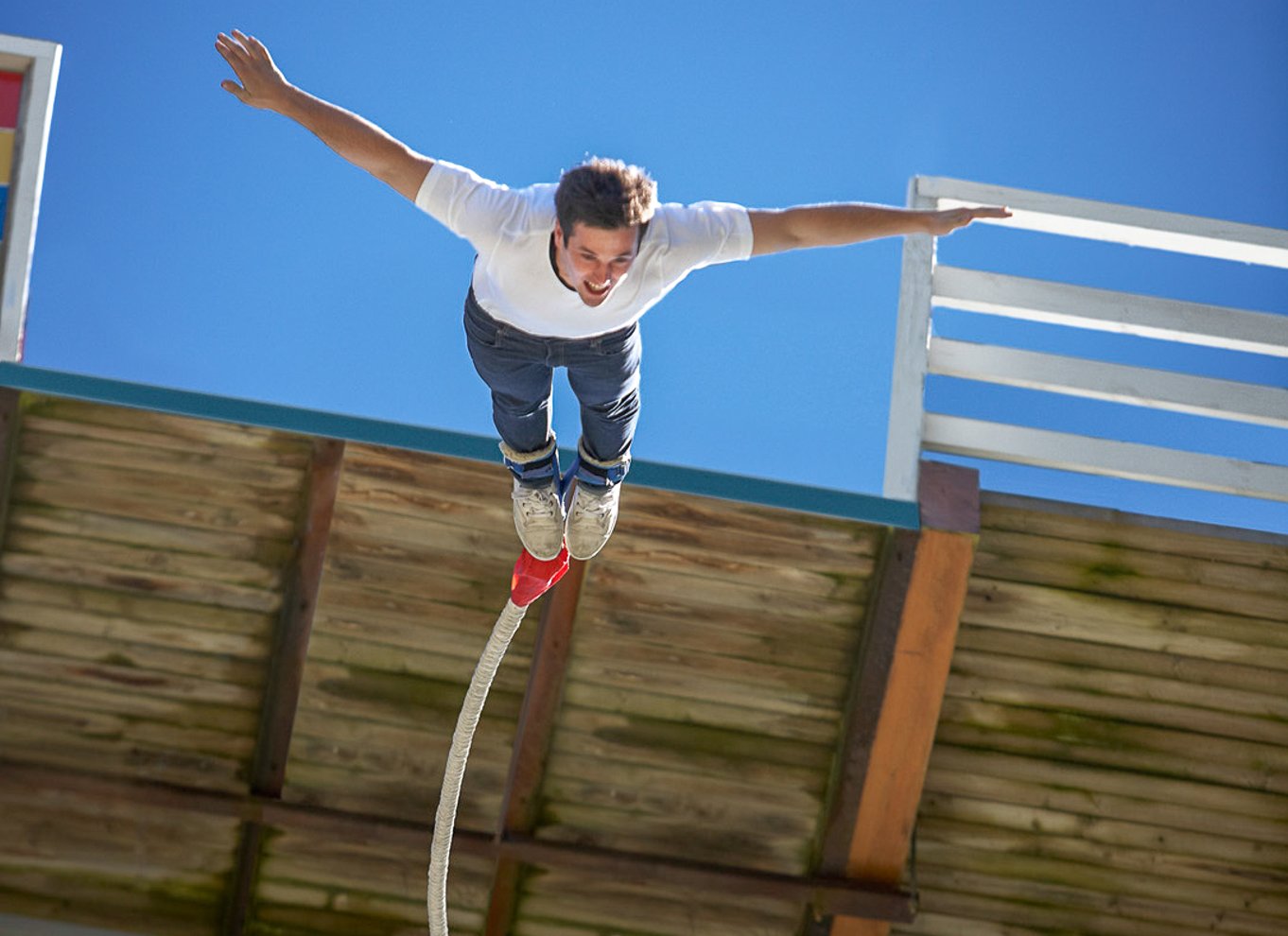 Hanmer Springs: 35 meter langt bungy jump fra Waiau Bridge