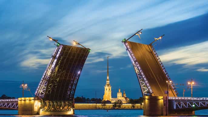 private guide drawbridges cruise in saintpetersburg