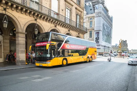 Párizs: Openair emeletes buszos audio-városnézés