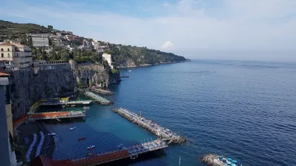 Von Neapel: Sorrent und Amalfiküste
