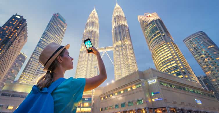 Skip-the-Line Petronas Towers Tickets with Hotel Delivery