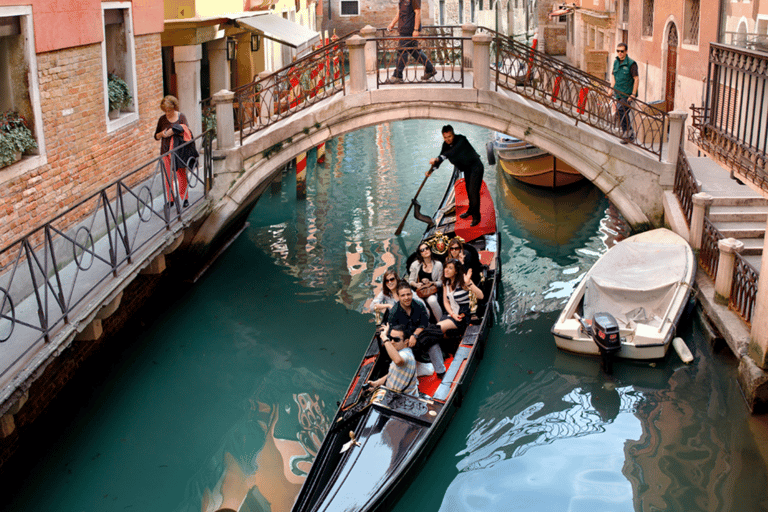 Venise : visite à pied et balade en gondoleVenise : visite à pied et balade en gondole en allemand