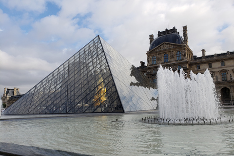 Parigi: Tour guidato del Museo del Louvre con biglietto di ingresso prioritarioTour di gruppo per un massimo di 6 persone