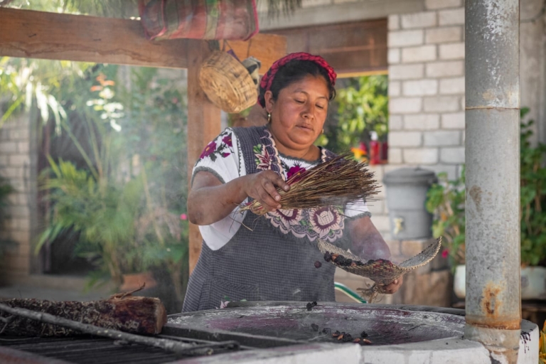 Desde Oaxaca : Clase de Cocina Ancestral Zapoteca ChocolateDesde Oaxaca : Cours de cuisine ancestrale zapotèque