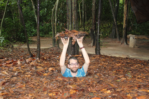 Ho-Chi-Minh-Stadt: Private Cu-Chi-Tunnel und Cao-Dai-Tempel