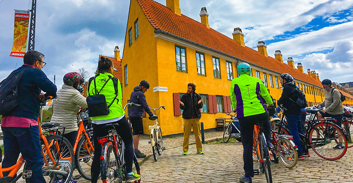 Copenhagen: 3 Hour Bike Tour with Guide