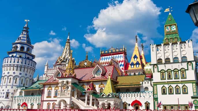 excursão do pátio do metrô russo e do kremlin de izmaylovo