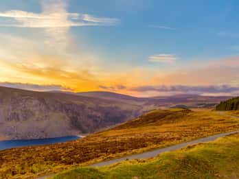 Ab Dublin: Wilde Wicklow Mountains und Glendalough Ab Dublin: Wilde Wicklow Mountains und Glendalough