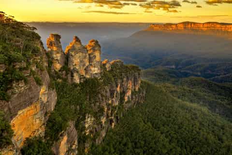 blue mountains and guided jenolan caves tour from sydney
