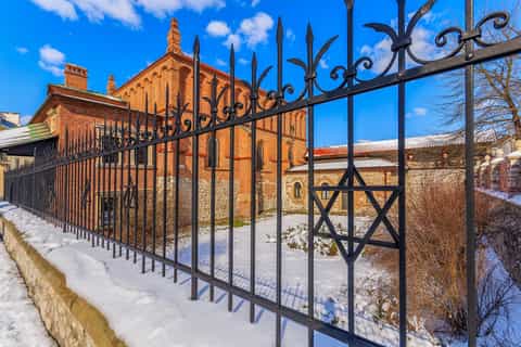 Krakow: Jewish Quarter, Schindler's Factory & Former Ghetto