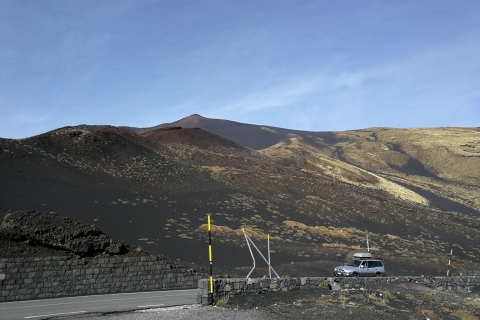 Catania: Mount Etna Tour with Lunch Guided Tour in Italian