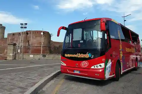 Livorno: Esperienza con biglietto di 1 giorno per l'autobus Hop-on Hop-off