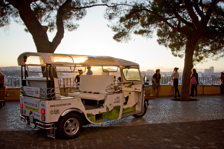 Lisbon: Private Old Town Electric Tuk-Tuk TourTour in English