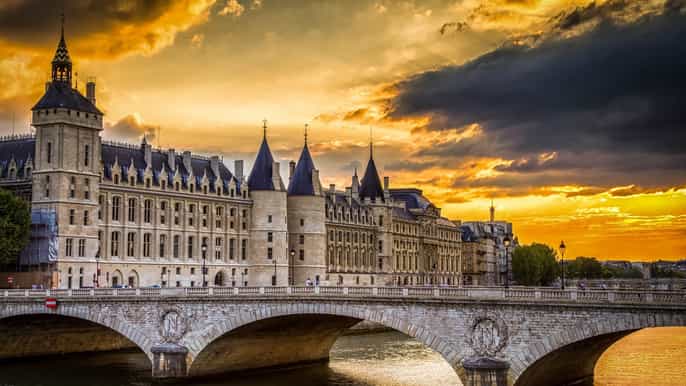 paris ile de la cité guided walking tour