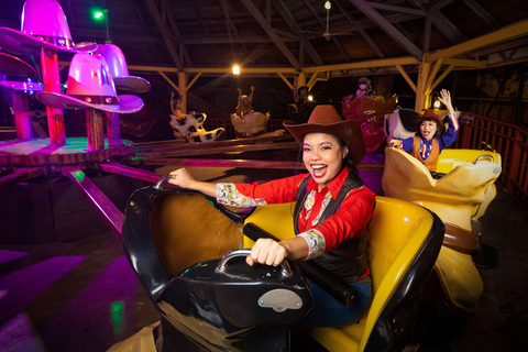 Kuala Lumpur: Ingresso para a Sunway LagoonIngresso Standard (Inclui entrada no Parque Noturno)