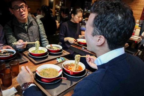 Tokyo: visite de dégustation de ramen avec le gourou local du ramenVisite de dégustation de ramen à Tokyo avec le gourou local du ramen