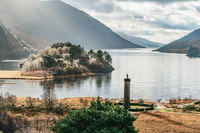 Da Edimburgo, Glenfinnan, Fort William, & Glencoe Day Tour - Hizvo
