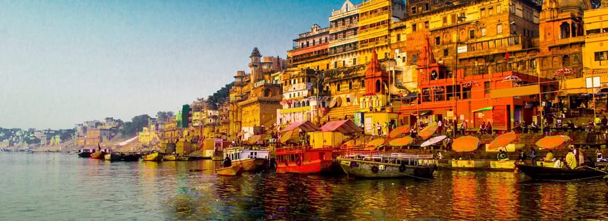 Varanasi : visite de 2 jours avec Ganga Aarti et dîner sur un toit