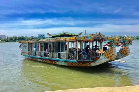 Desde puerto de Tiên Sa: tour privado por tierra a HuếPuerto Tien Sa: tour privado por tierra a Huế con recogida