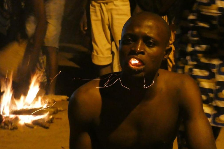 En el Corazón de la Magia : Festivales Vudú de Benín y Togo