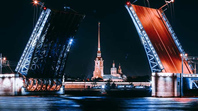 st. petersburg night cruise with live saxophone music