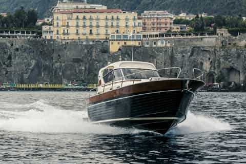 Private Amalfi Coast Tour With Apreamare 38ft DIAMOND