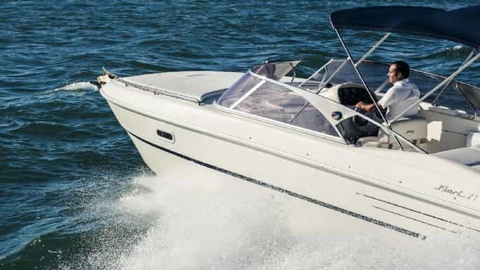 private capri boat tour with fiart 27ft amber