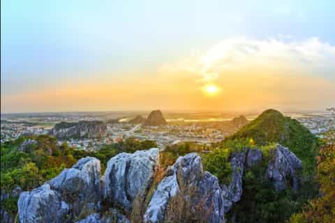 Danang: Half-Day Marble Mountain Tour