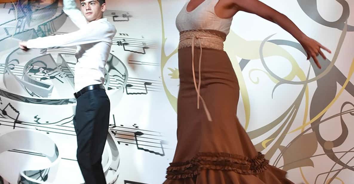 Seville: Flamenco Tour & Performance