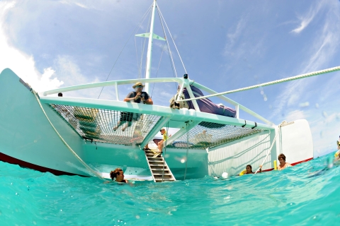 Full-Day Catamaran Sail à Figuier et Anguilla