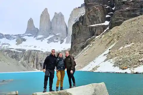 Puerto Natales: Base Torres Guided Trek