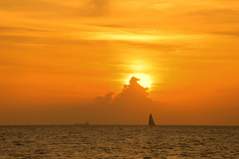 Mykonos: Full-Day Catamaran Cruise with Fresh Lunch