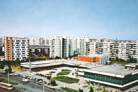 Bucarest: visite privée des trois quartiers en voiture ancienne