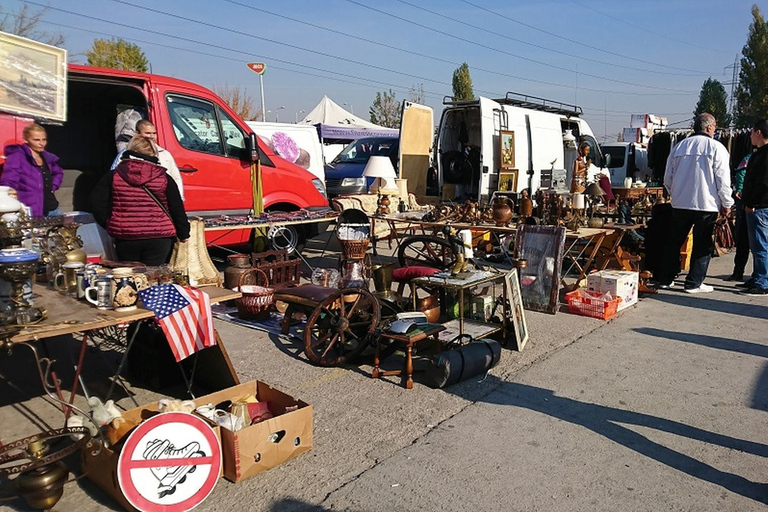 Boekarest: privé vlooienmarkttour per vintage auto