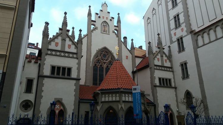 Prague: Ultimate Jewish Quarter Tour with Tickets Included