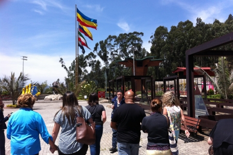 Bogota: dagelijkse groepsreis door de zoutkathedraal ZipaquiraTrefpunt bij La Candelaria