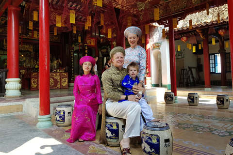 Hoi An Cyclo Tour i vietnamesisk traditionell Ao DaiGruppresa (högst 15 personer per grupp)