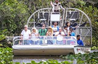 Halbtägige Everglades Airboat Touren und Transport