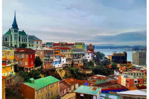 From Santiago: Valparaiso and Viña del Mar Private Tour