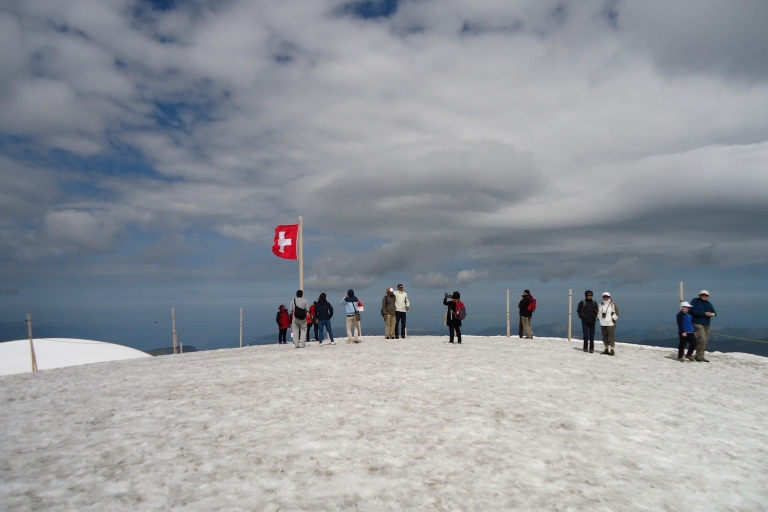 Desde Berna: Excursión Privada Jungfraujoch Top of EuropeDesde Berna: Excursión Privada de un Día al Jungfraujoch