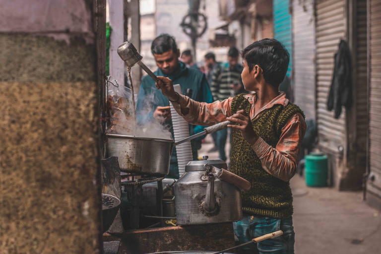 Passeio a pé de 3 horas pelo patrimônio histórico de Old Delhi com passeio de riquixáOpção 1: Do ponto de encontro